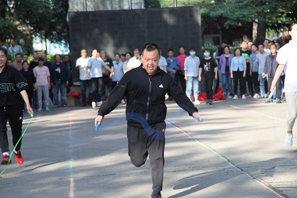 公司舉辦“迎國慶”職工趣味運動會